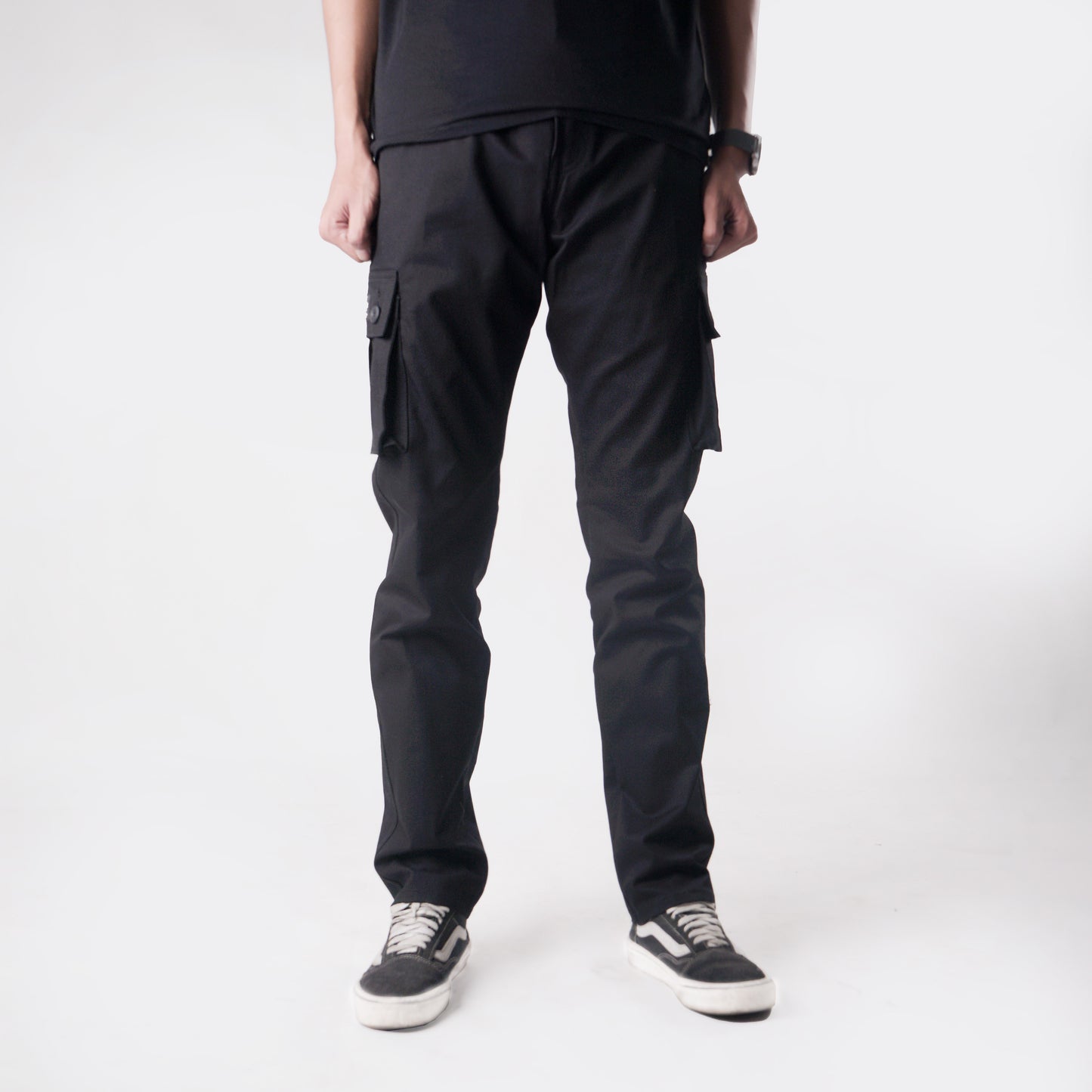 CARGO PANTS BLACK SLIM FIT CUT