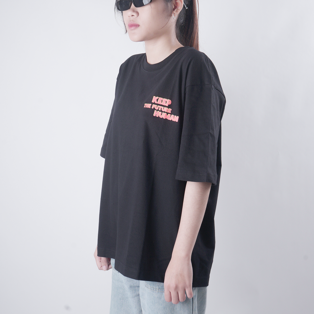 OVERSIZED T-SHIRT KEEP THE FUTURE HUMAN